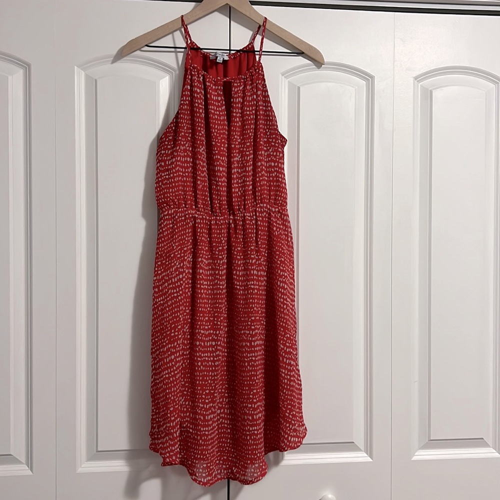 Like new small layered dress. Orange/Rust. Beautiful, flattering cut.